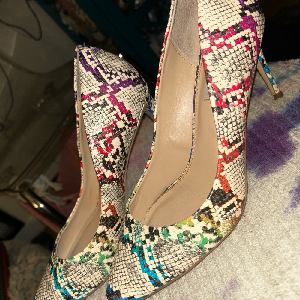 Multi-coloured Rainbow & Black 🌈 Steve Madden snakeskin heels